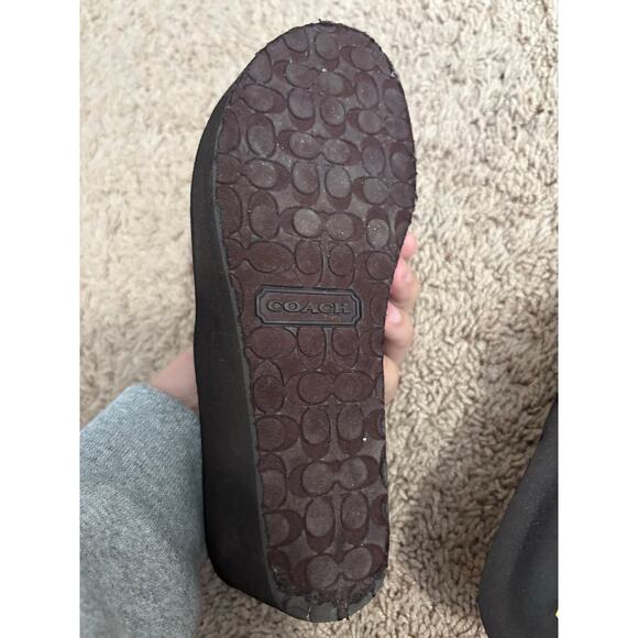 COACH Flip Flops Size 6 - Picture 5 of 6